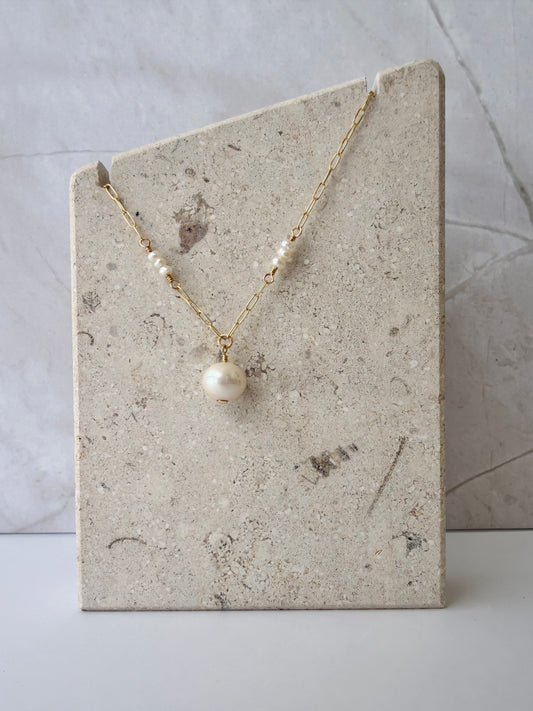 Elysia Necklace