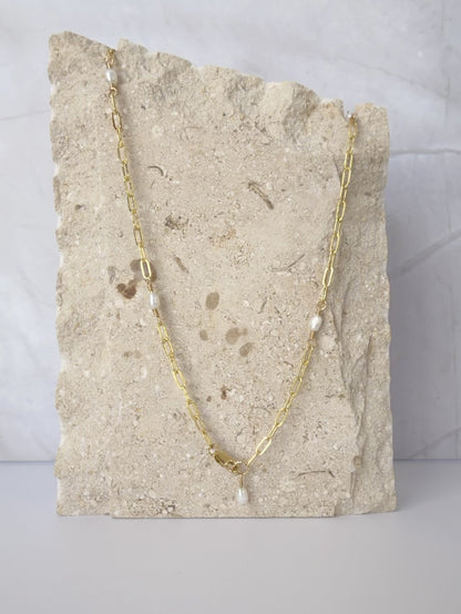 Alialyn Necklace